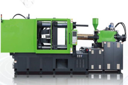 大型二板注塑機應(yīng)該如何正確使用？