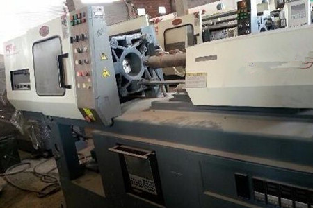 混雙色臥式注塑機的射出速度和壓力參數(shù)如何調節(jié)？