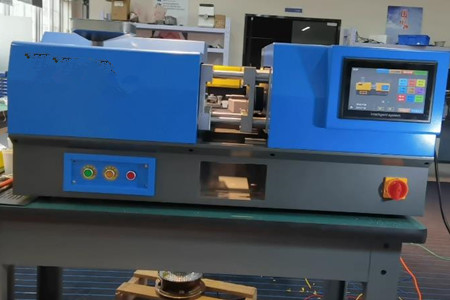 微型注塑機的價格范圍，幾萬元到數(shù)十萬元！