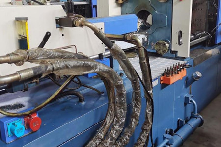 采購(gòu)二手注塑機(jī)時(shí)需要注意哪些？掌握這幾點(diǎn)幫你避開采購(gòu)誤區(qū)